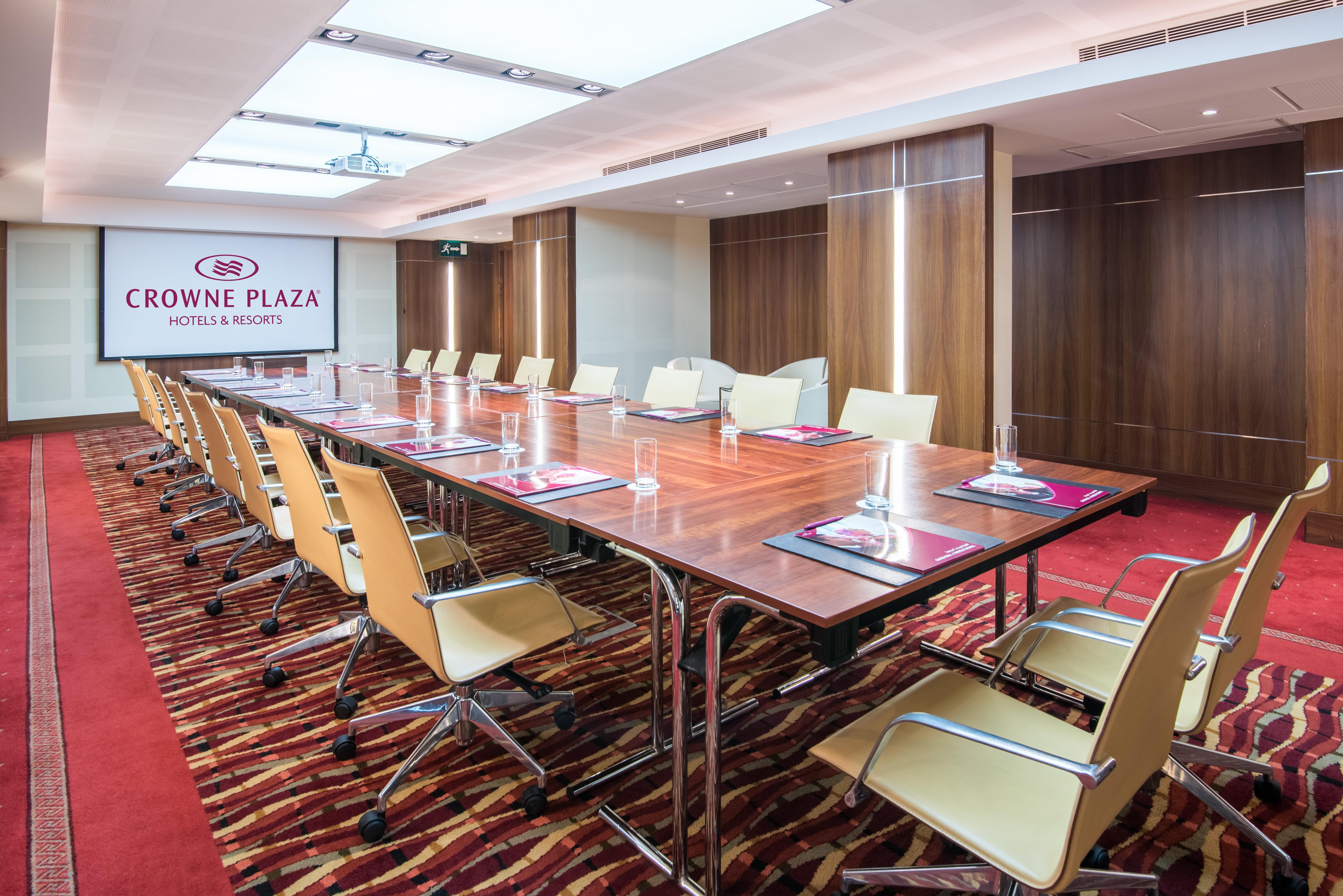 Crowne Plaza Kuwait Al Thuraya City By Ihg Kuwejt Zewnętrze zdjęcie