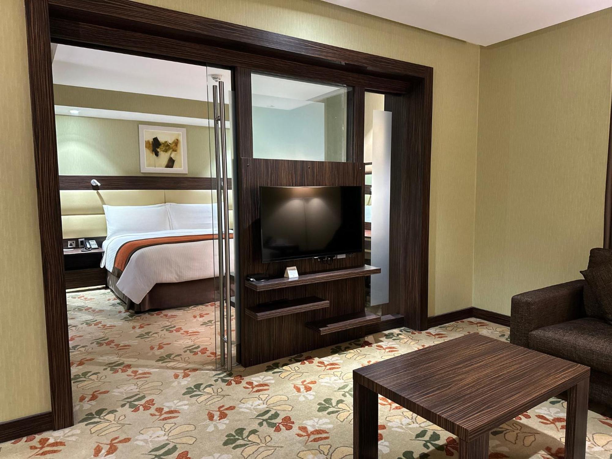 Crowne Plaza Kuwait Al Thuraya City By Ihg Kuwejt Zewnętrze zdjęcie