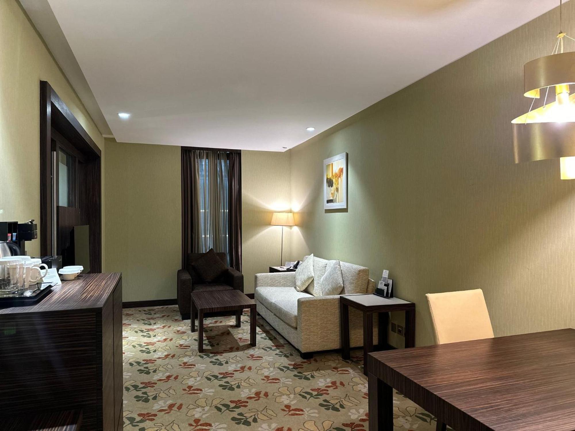 Crowne Plaza Kuwait Al Thuraya City By Ihg Kuwejt Zewnętrze zdjęcie