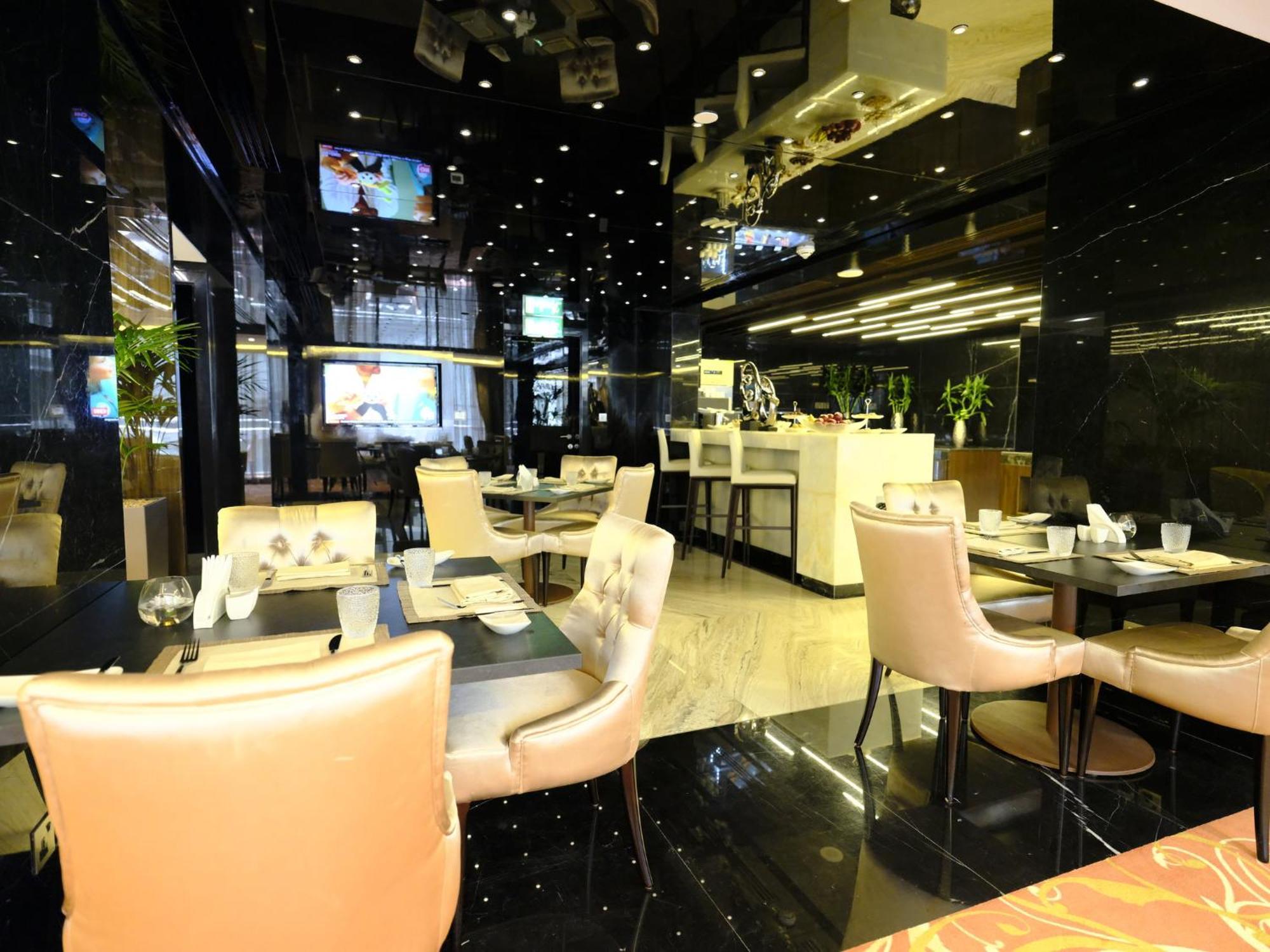 Crowne Plaza Kuwait Al Thuraya City By Ihg Kuwejt Zewnętrze zdjęcie